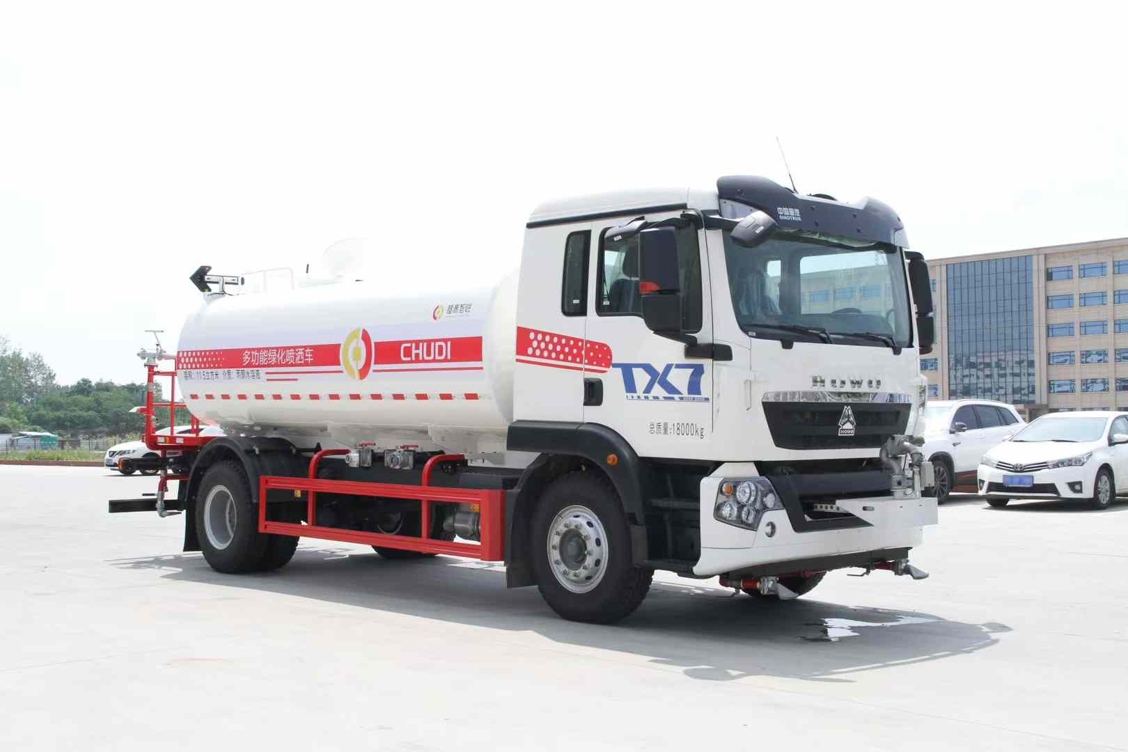 重汽豪沃TX7国六15方洒水车