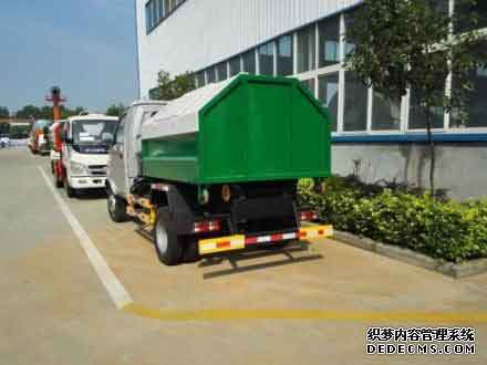 长安勾臂垃圾车照片以及参数说明