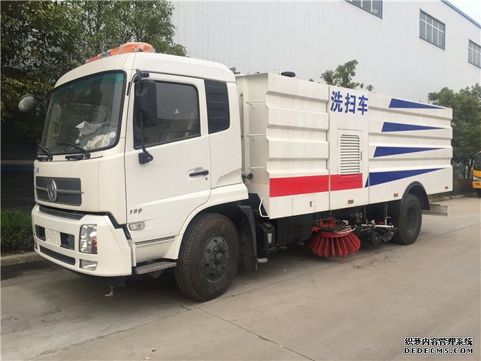 东风天锦道路清扫车