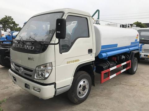 不上户5吨洒水车