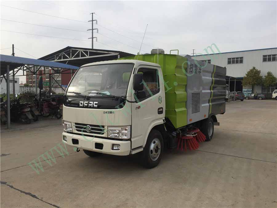 物业扫路车