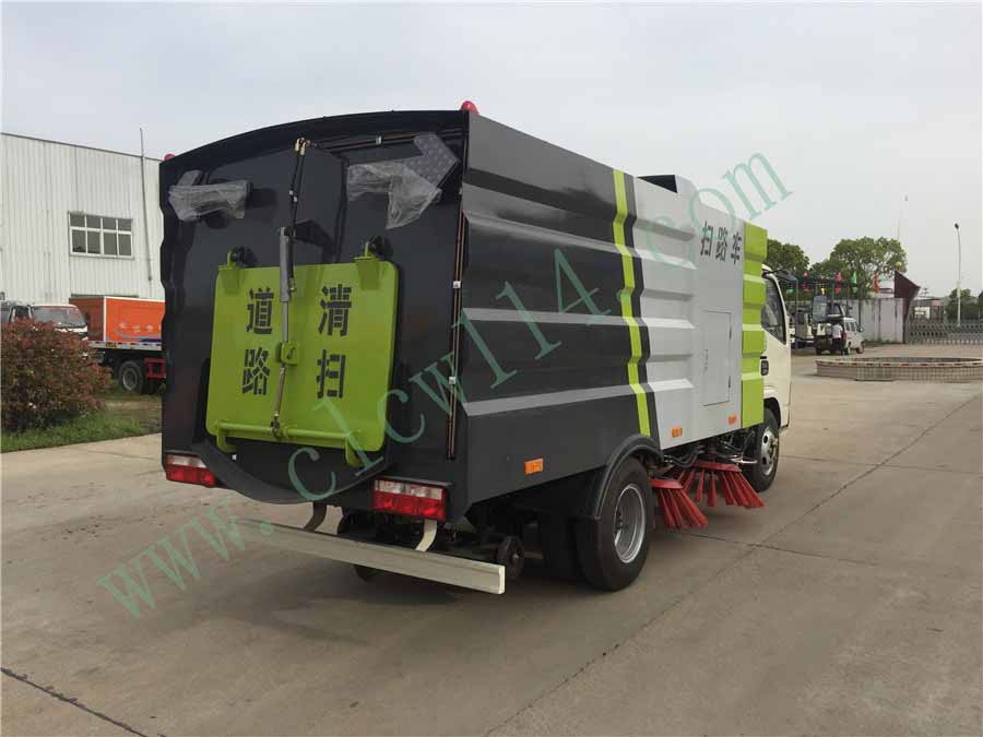 物业扫路车