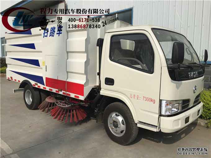 东风道路清扫车清扫效率高一车可代替25个环卫工