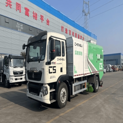 重汽豪沃道路污染清除车