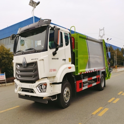 程力威牌14立方压缩垃圾车_重汽豪沃压缩垃圾车