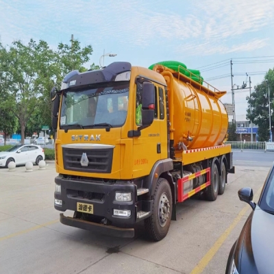 重汽后双桥22立方清洗吸污车