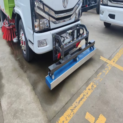 港口铁屑伤胎？程力磁吸清扫车年省轮胎费千万