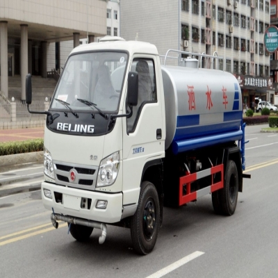 国三不上户洒水车_经济实惠型洒水车