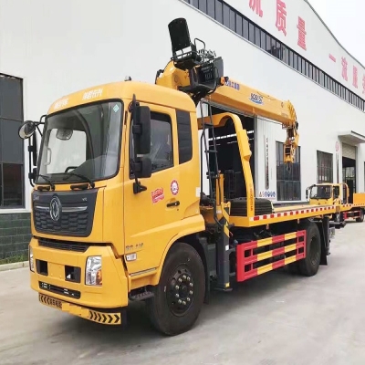 东风天锦一拖二带吊清障车_多功能清障车