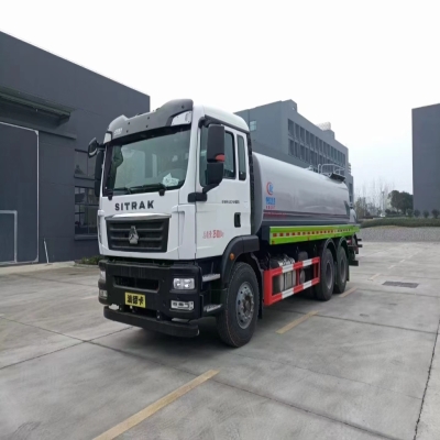 程力重汽汕德卡后双桥系列18.79方绿化喷洒车