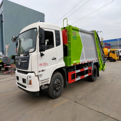 程力威牌11立方压缩垃圾车_东风天锦垃圾分类车