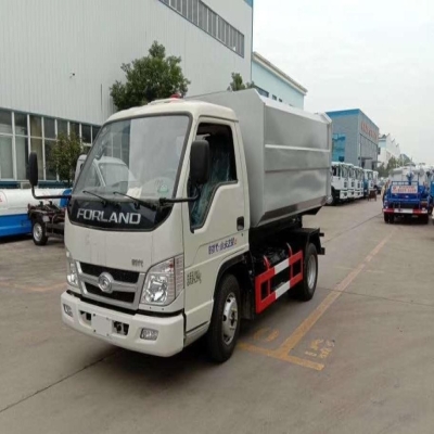 程力威牌5立方挂桶垃圾车_福田小卡自装卸垃圾车