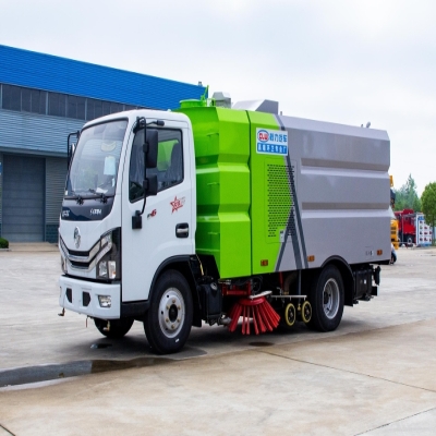 程力威6立方洗扫车_东风多利卡道路洗扫车