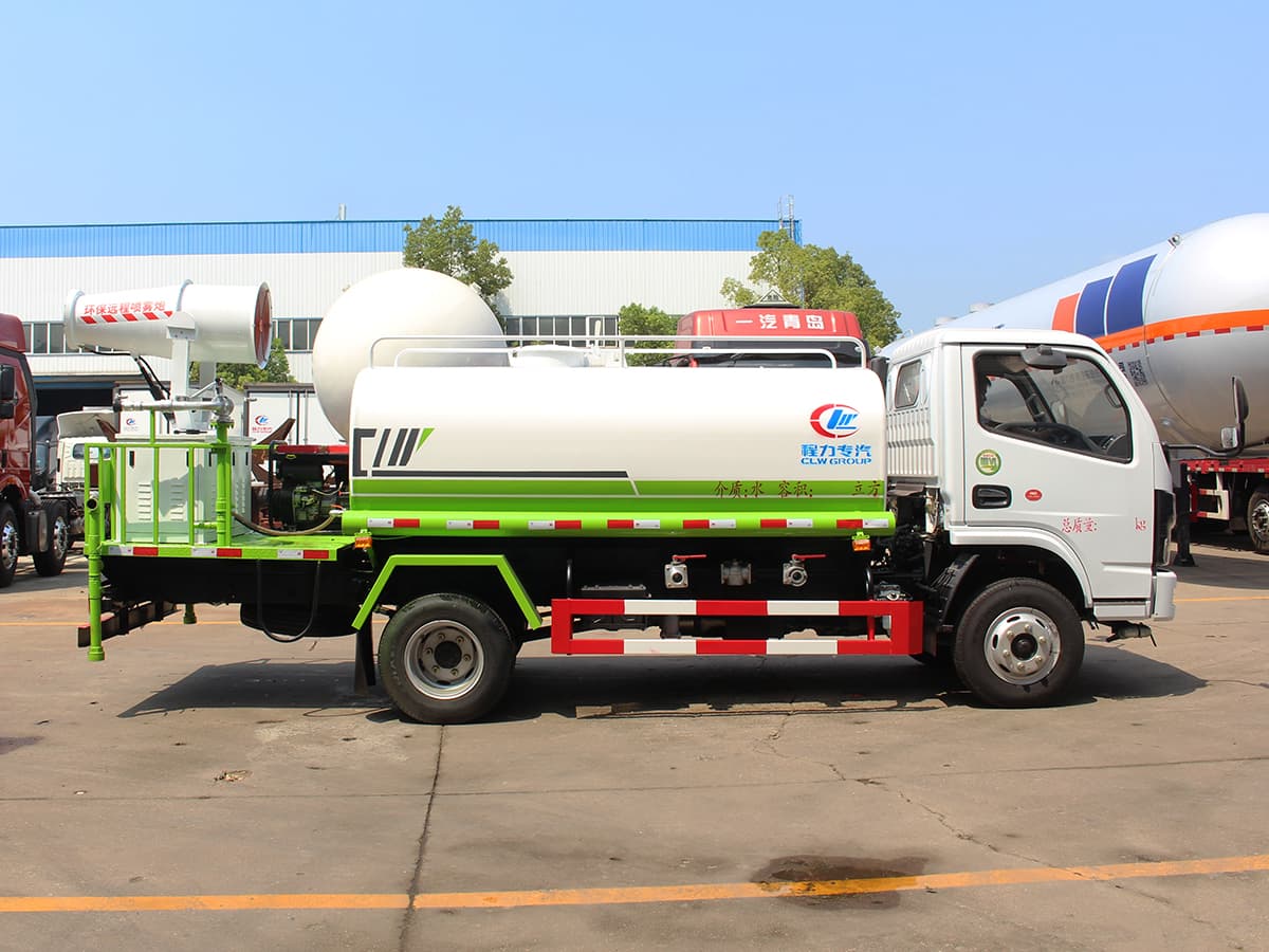 程力威牌抑尘车_东风5吨多功能抑尘车