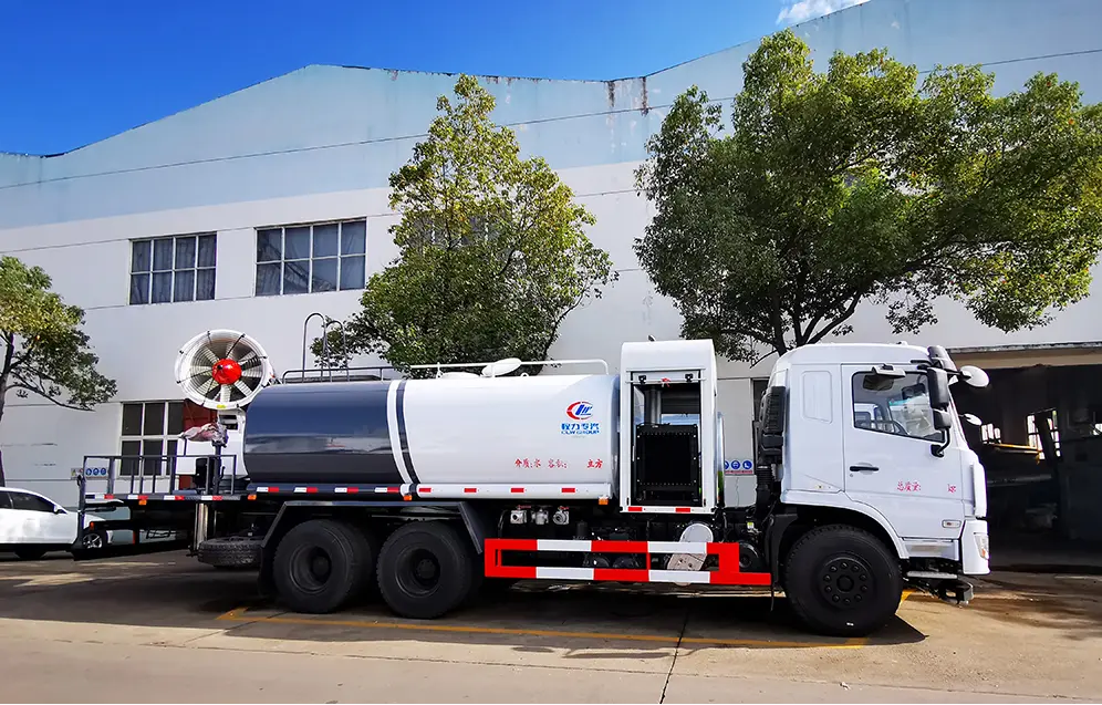 程力威牌16立方抑尘车_东风120米全液压雾炮抑尘车